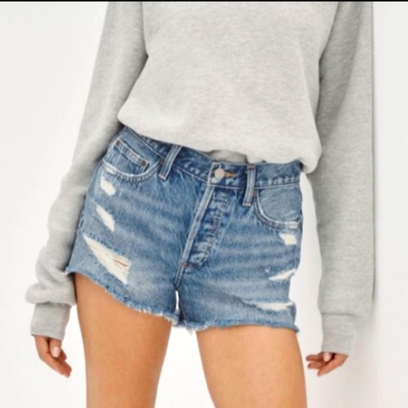 Aritzia Pants - Aritzia Denim Forum Ex Boyfriend Jean Shorts size 27